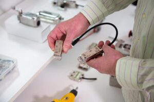  IDEM LMC-serie magnetische contactloze veiligheidsvergrendelingsschakelaar