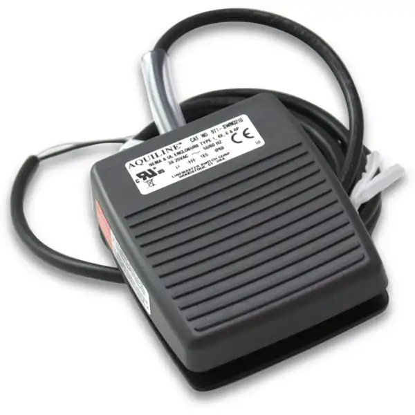 Linemaster Aquiline IP68 voetschakelaar